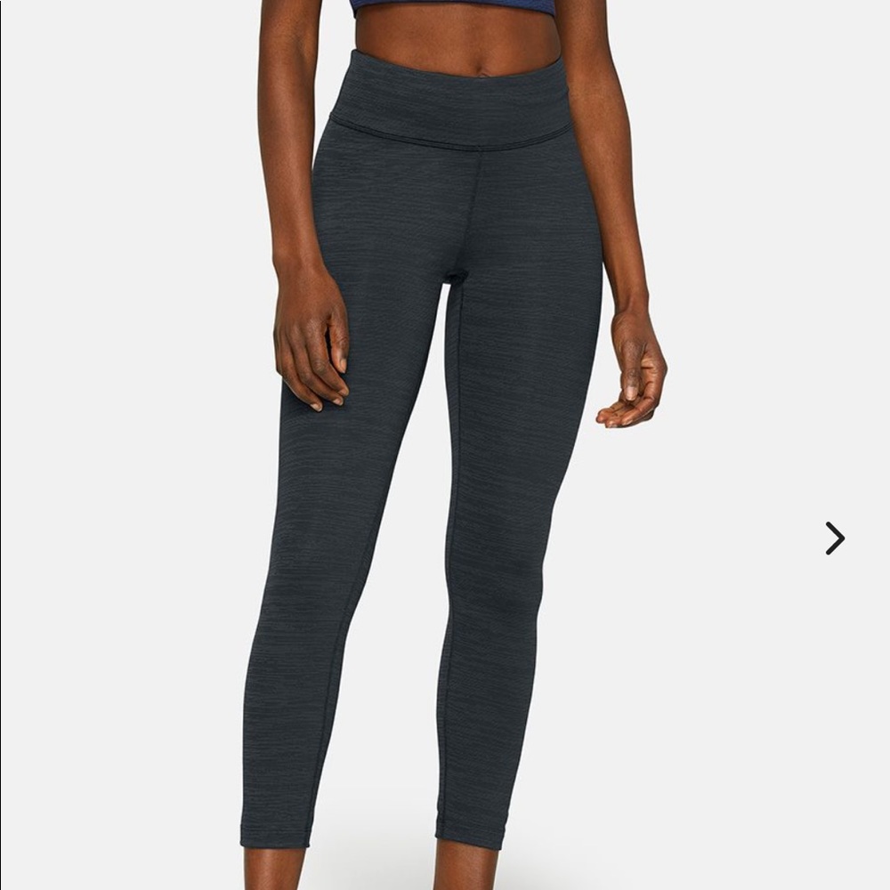Outdoor Voices tech sweat leggings sz M